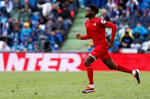 电子竞技下注-记者：曼联考虑引进塞维利亚中场阿古梅，已和球员身边人接触