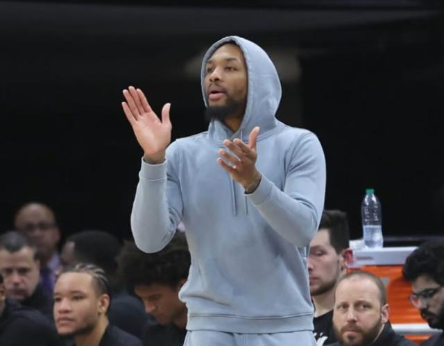 电子竞技投注-开拓者即将开启最后冲刺 利拉德：我们绝不能掉队